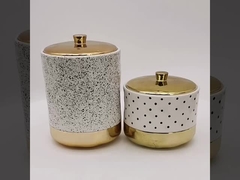 陶器製の貯蔵器
