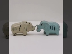 青い3D動物形陶器 石器 塩とペッパーシェイカー
