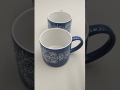 カスタマイズされたセラミックカップ 青と白の猫のカップ